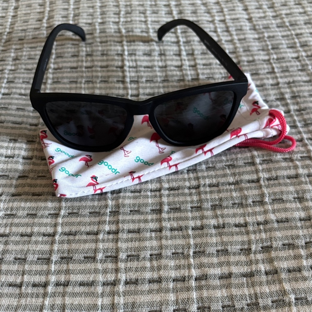 Unisex Goodr black OG’s / a ginger’s soul Sunglasses with pouch